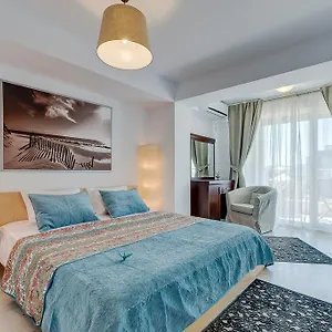 Bucharest Airport & Апартаменты